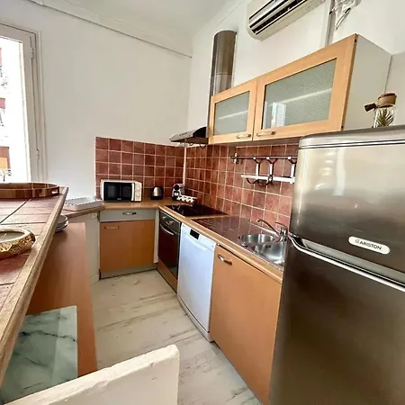 Moderne A Juans Les Pins De 60 M² Avec Parking * جوان ليه باه